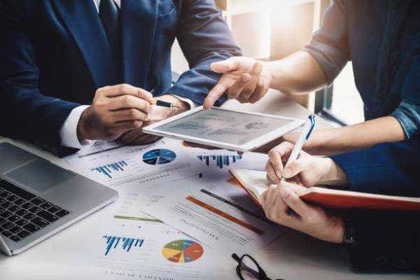 Onlinen Course Certified Investment Analyst