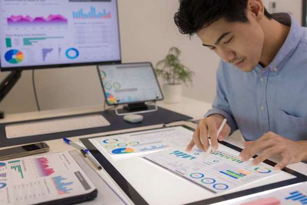 Online Course Certified Educational Research Analyst