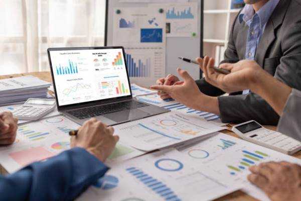 Online Course Certified Market Research Analyst