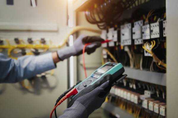 Online Course Certified High Voltage Safety Specialist